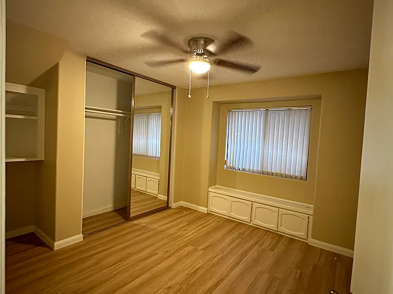 19609 Seneca Rd — Photo 15