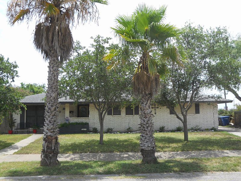 1st image of 1070 Brock Dr