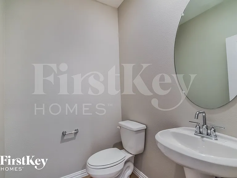223 Rosewood Dr — Photo 14