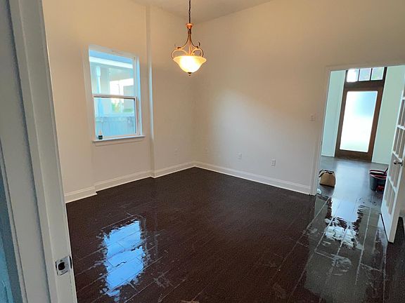 5th image of 4005 Toulouse St