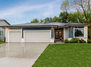 1041 Jaycee Ln, Adel, IA 50003