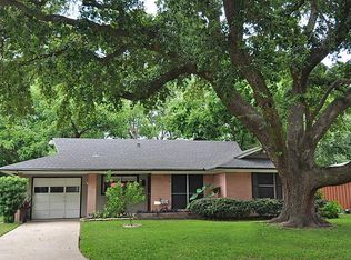 5406 Viking Dr, Houston, TX 77092