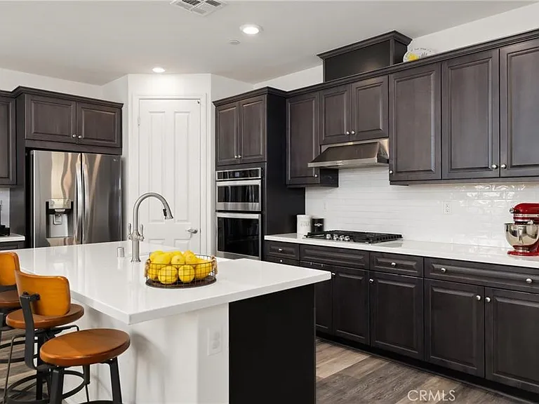 820 Brynlee Pl — Photo 7