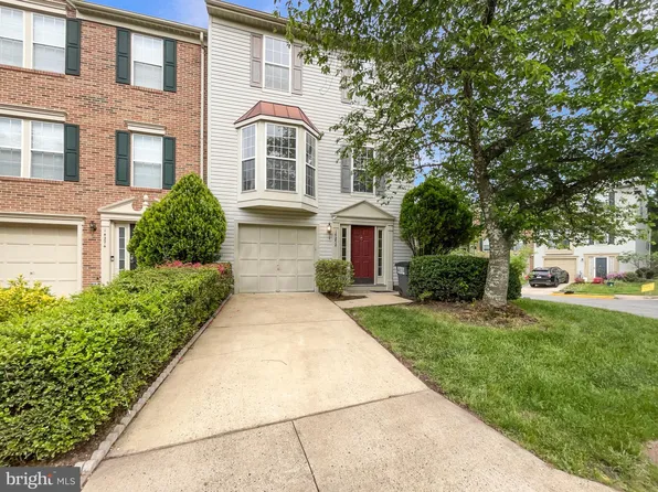 14272 Glade Spring Dr, Centreville, VA 20121