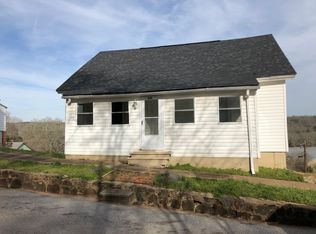 214 Hope Dr, Lockhart, SC 29364