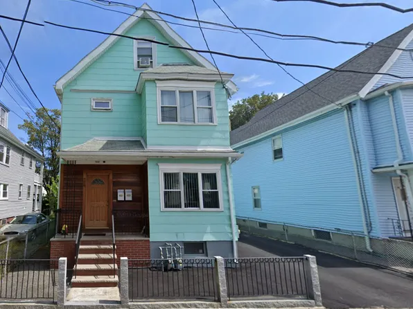 34 Dickinson St #2, Somerville, MA 02143
