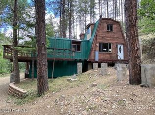 8195 S Breezy Pine Rd, Mayer, AZ 86333