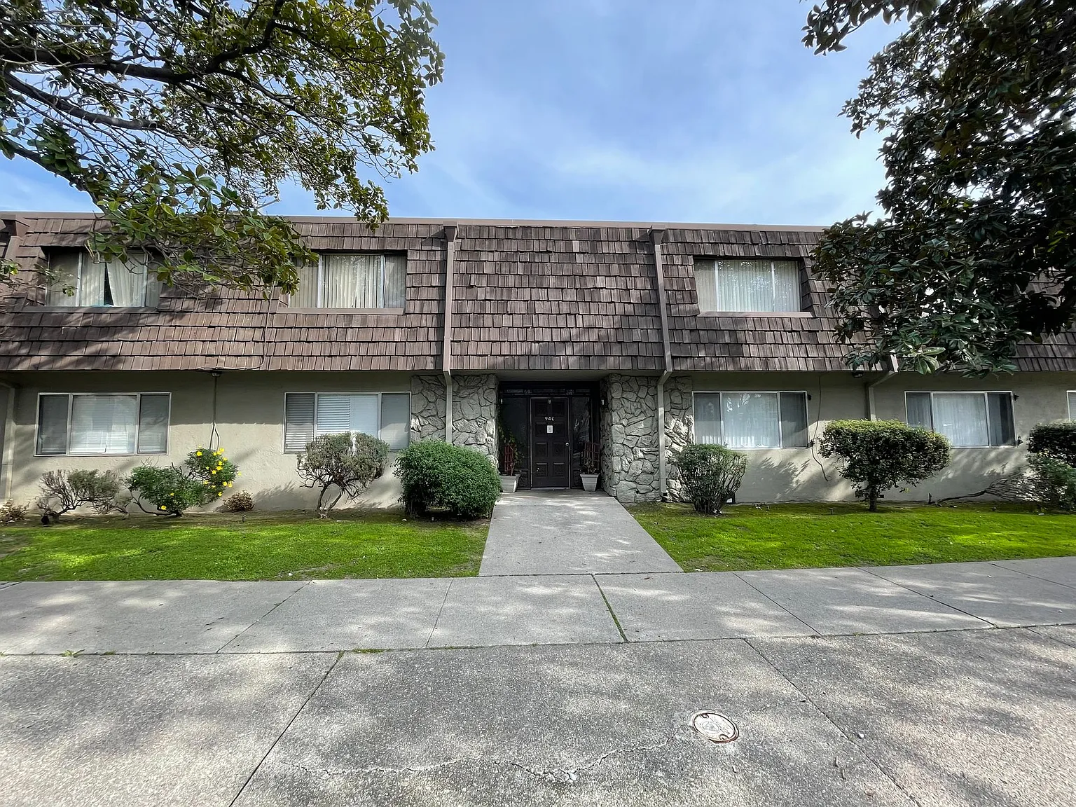 940 N San Joaquin Street — Photo 3