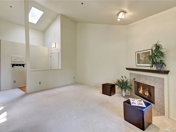 3rd image of 3520 Lake Washington Blvd SE APT 206
