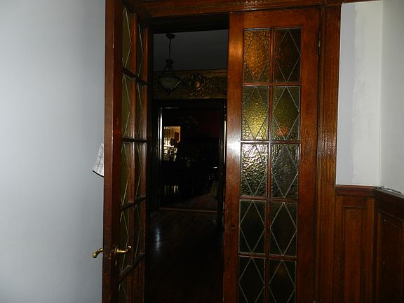 5th image of 255 New York Ave