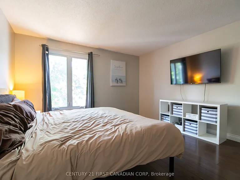 120 Centre St #101 — Photo 11