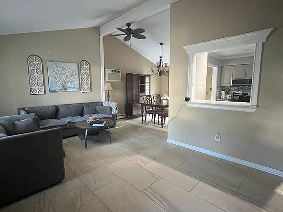3rd image of 132 13th Avenue