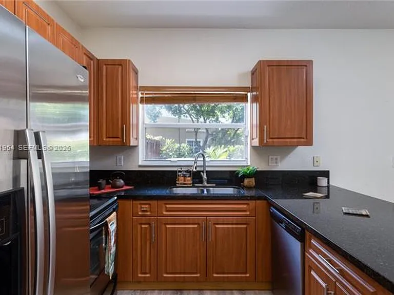 12722 SW 49th Ct #Townhouse 12722 — Photo 5