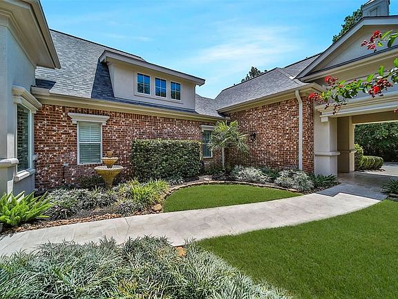 5th image of 2915 N Cotswold Manor Dr