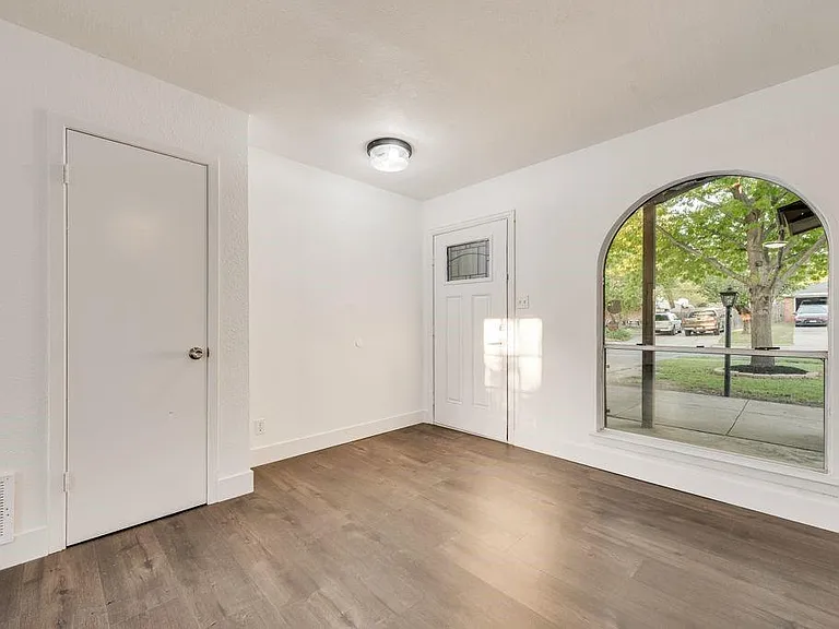1614 Brent Ct — Photo 24