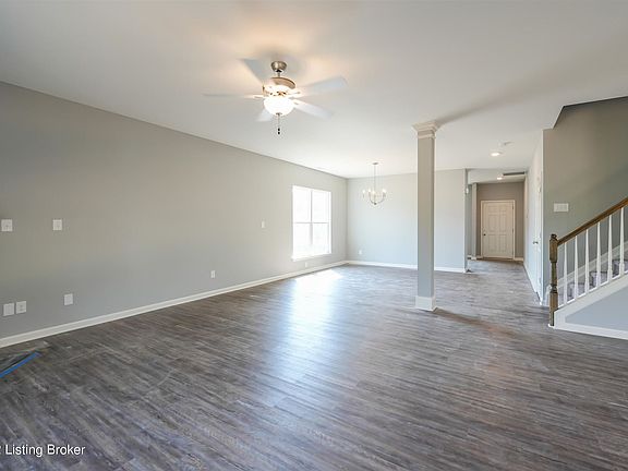 3rd image of 11927 Parkside Vista Ln