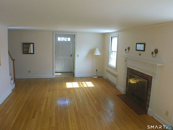 3rd image of 249 Ridge Road