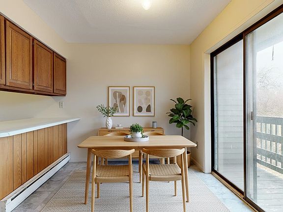 4th image of 46 Twin Oaks Terrace