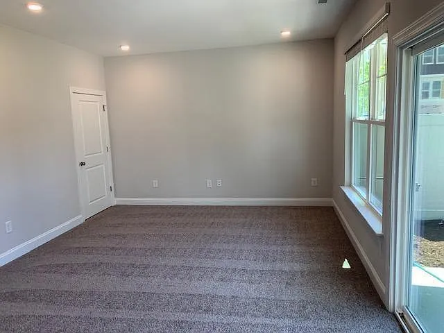 2881 Macintosh Woods Dr — Photo 18