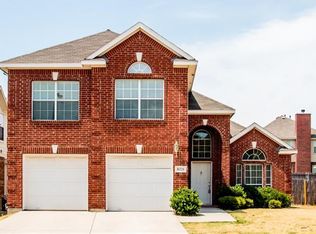 8221 Painted Tree Trl, Fort Worth, TX 76131