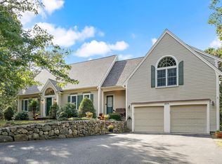 321 Old Jail Ln, Barnstable, MA 02630