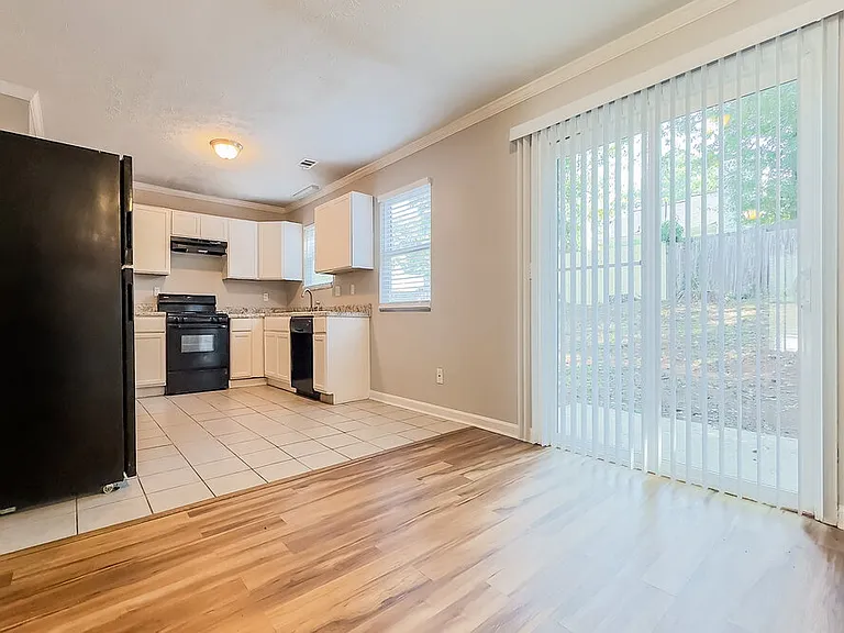 4952 Millstone Walk — Photo 6