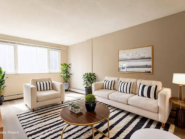 2403 33rd Ave SW, Calgary, AB T2T 2A2