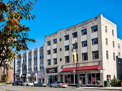 184 Main Street Photo 1