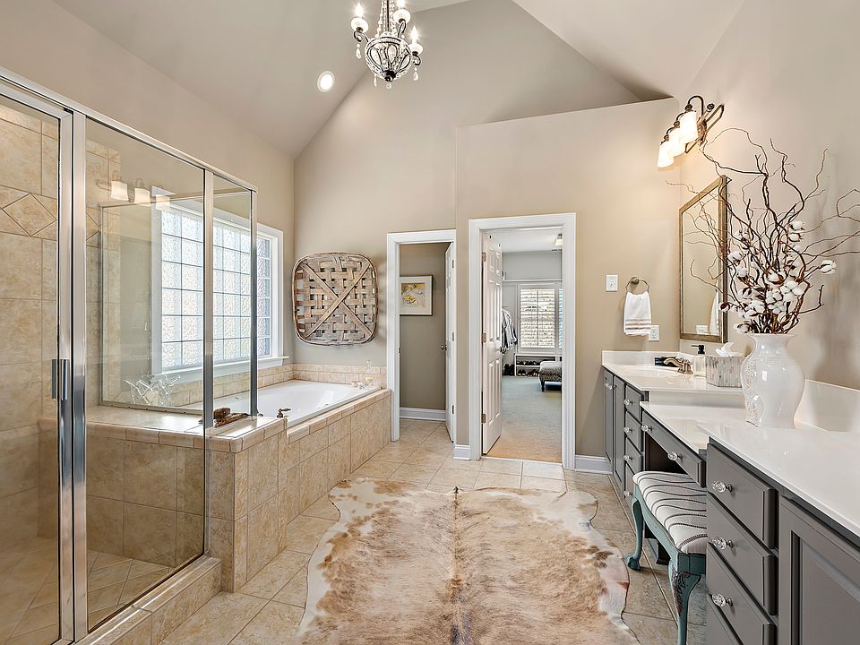 1st image of 16607 Ruby Hill Pl