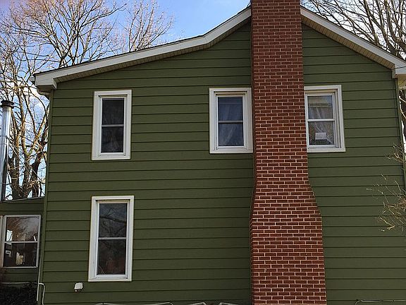 3rd image of 619 S Frizzellburg Rd