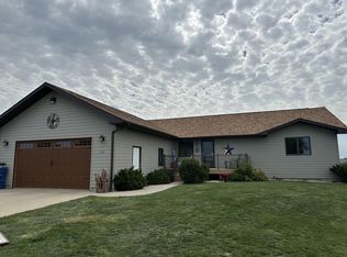 2860 Kingsway Rd, Pierre, SD 57501 | MLS #24-137 | Zillow