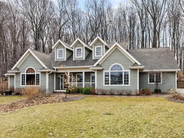 919 Starlight DRIVE, Francis Creek, WI 54214