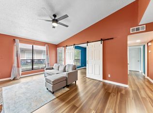 2120 Wilcrest Dr APT 229, Houston, TX 77042