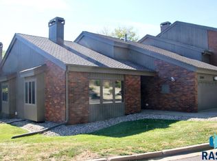 3201 W Rivers Edge Way, Sioux Falls, SD 57105