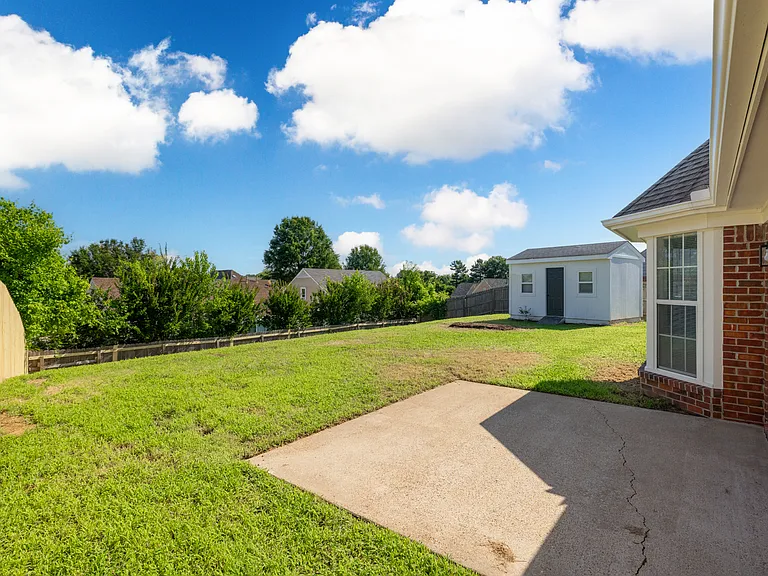 750 Sweetwater Dr #3 — Photo 32