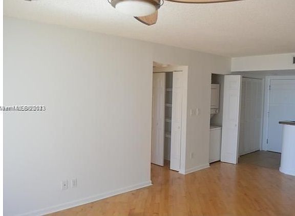 3rd image of 770 Claughton Island Dr APT 808
