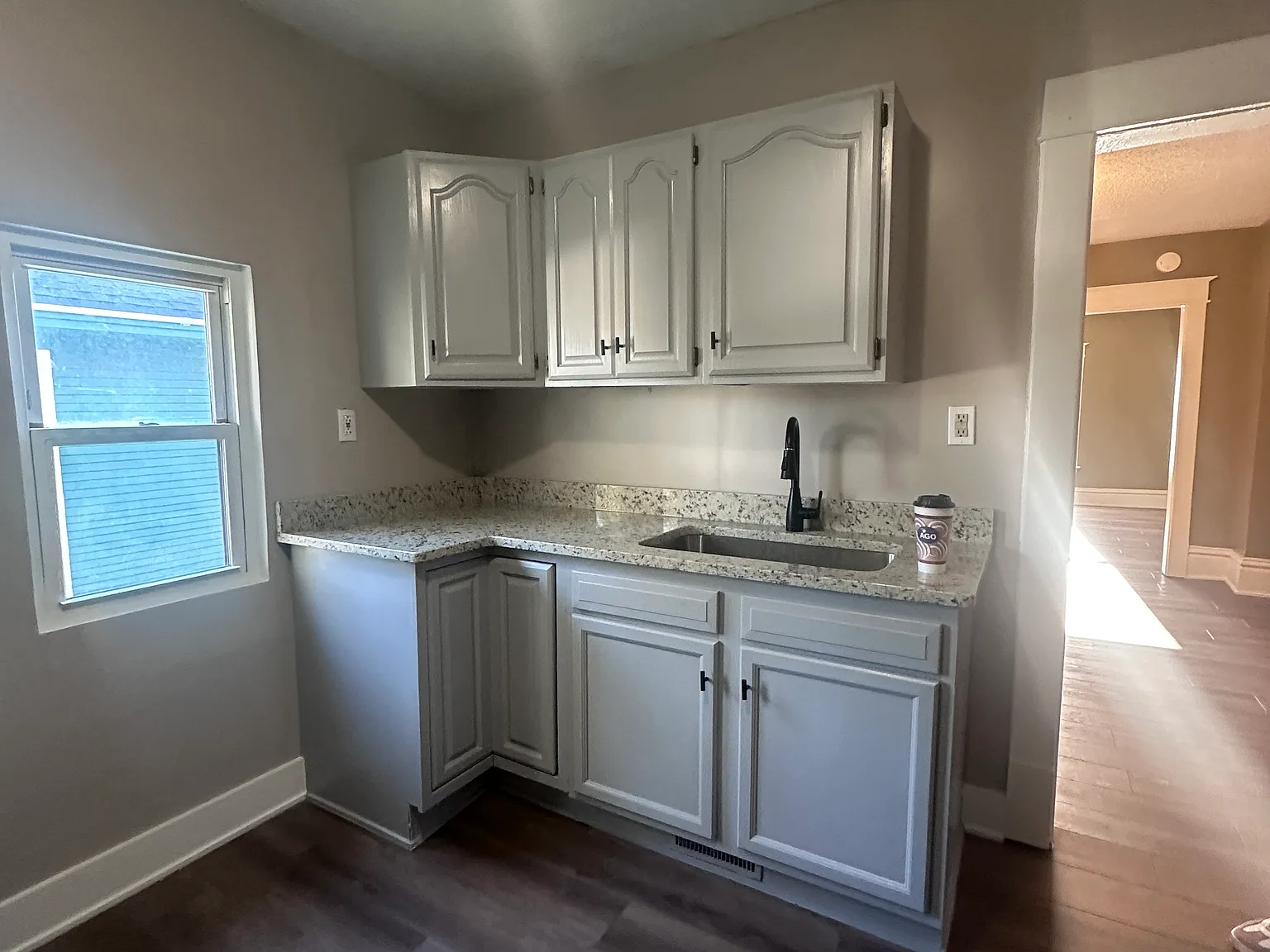 2 bed, $1,600 — Photo 3