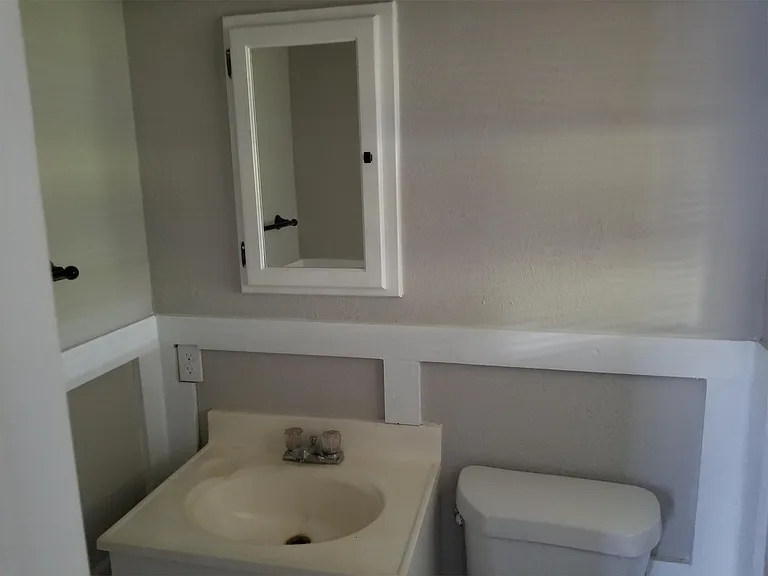 3460 Edith Ln — Photo 5