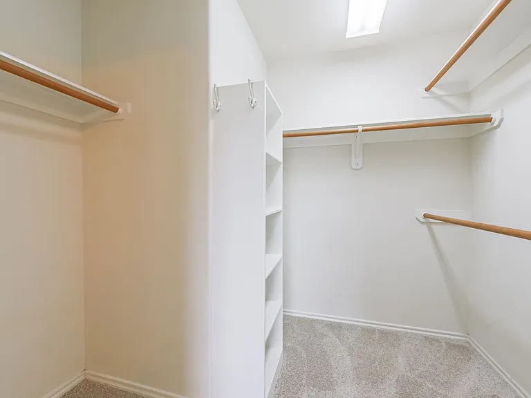 6326 Veranda Green Trl — Photo 24
