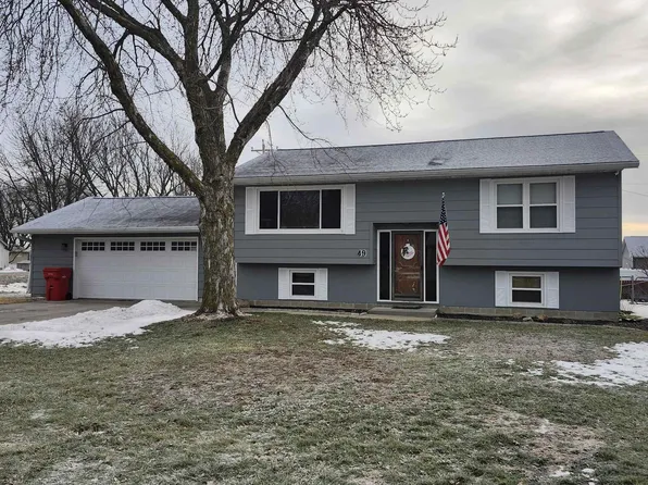 49 5th St SE, Badger, IA 50516