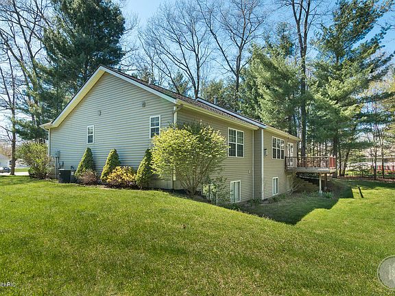 3rd image of 15309 Oakleigh Ct