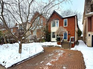36 Banff Rd, Toronto, ON M4S 2V5