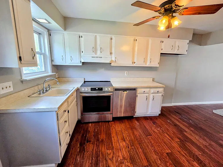 5657 Wood Ln — Photo 5