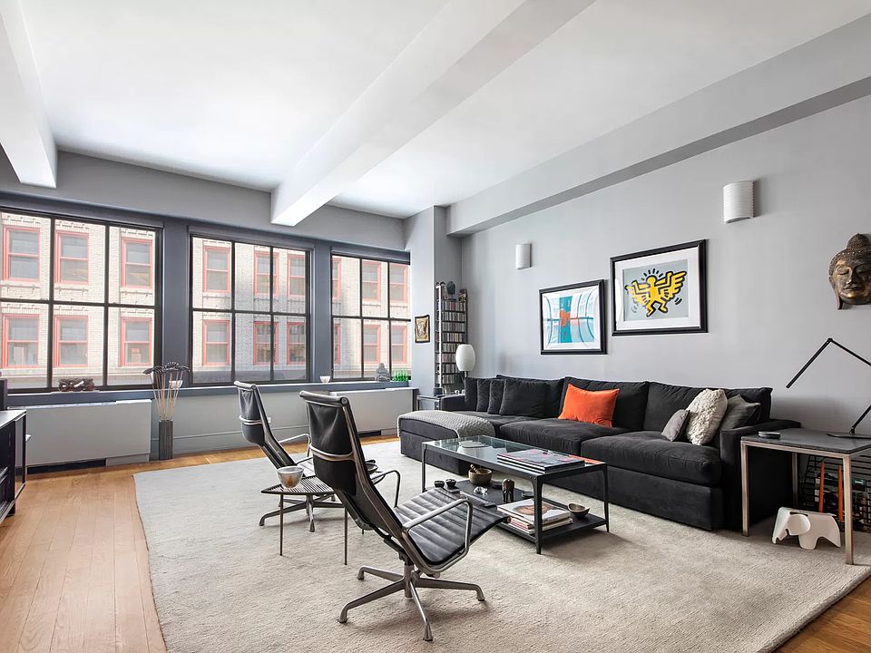 1st image of 130 W 30th St APT 4A