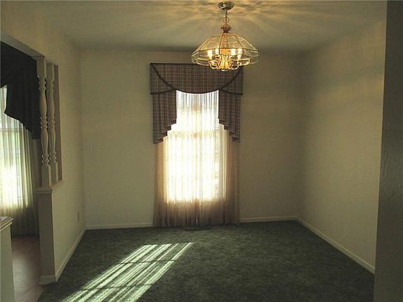 5th image of 545 Buckeye Ln