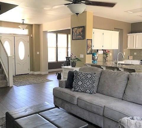 4th image of 5704 W Sunnyside Dr