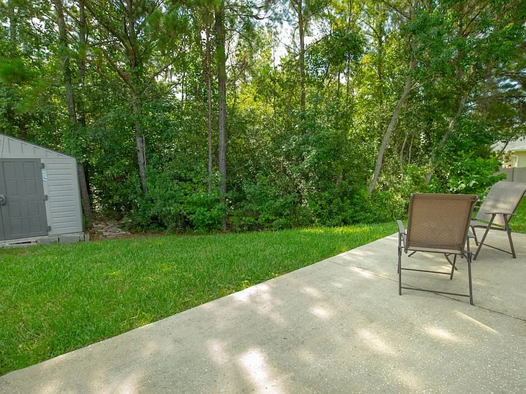 2527 Eisner Dr — Photo 17