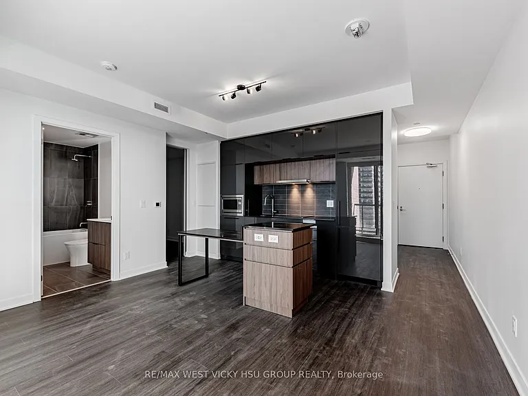 185 Alberta Ave #810 — Photo 24