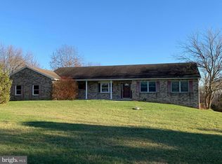 5074 Walters Hatchery Rd, Spring Grove, PA 17362