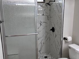 24347 El Pilar